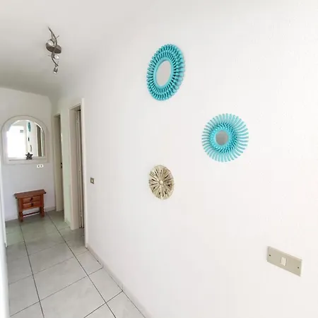 Azul Window 圣米格尔德阿沃纳